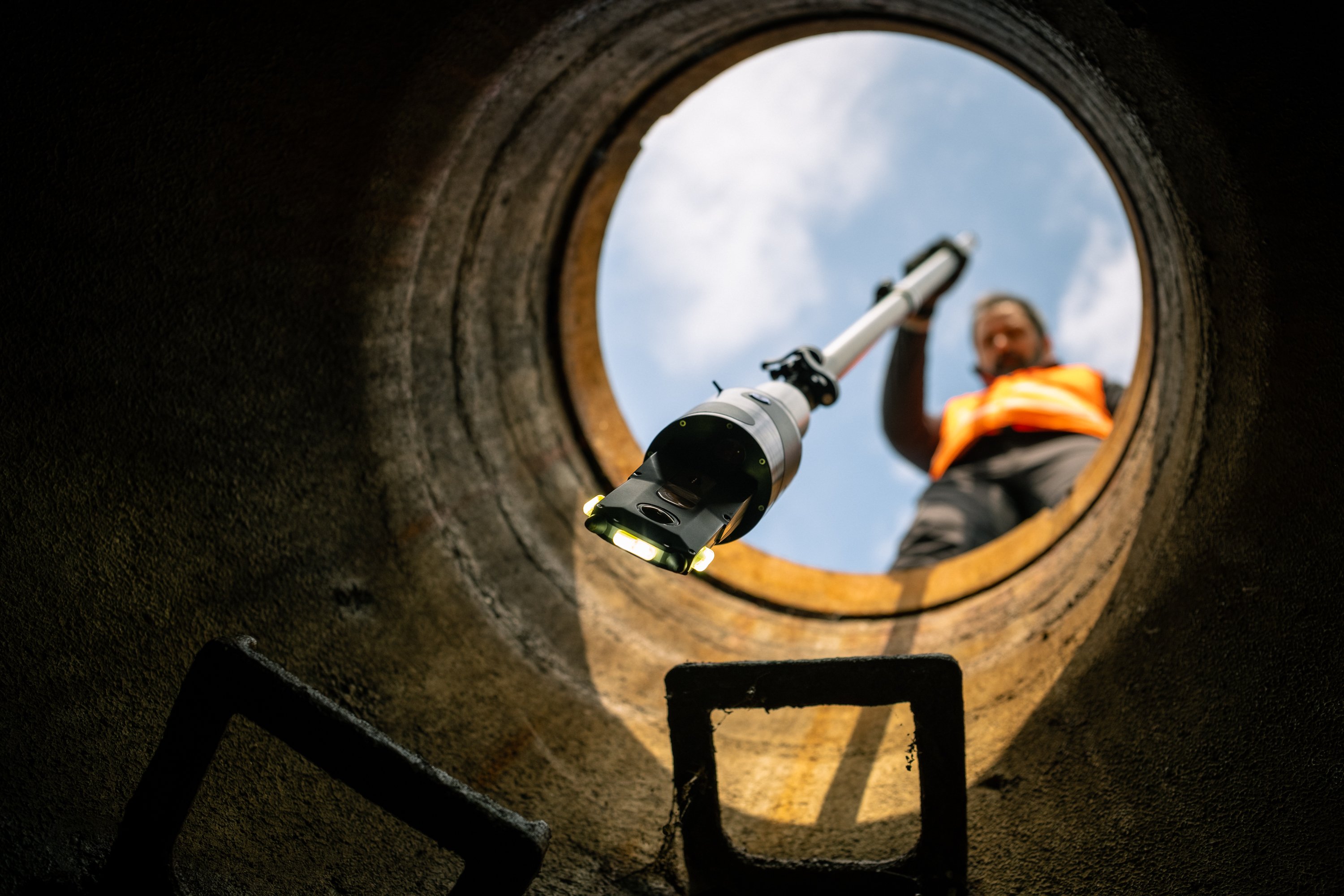 Quickview 360 in manhole image